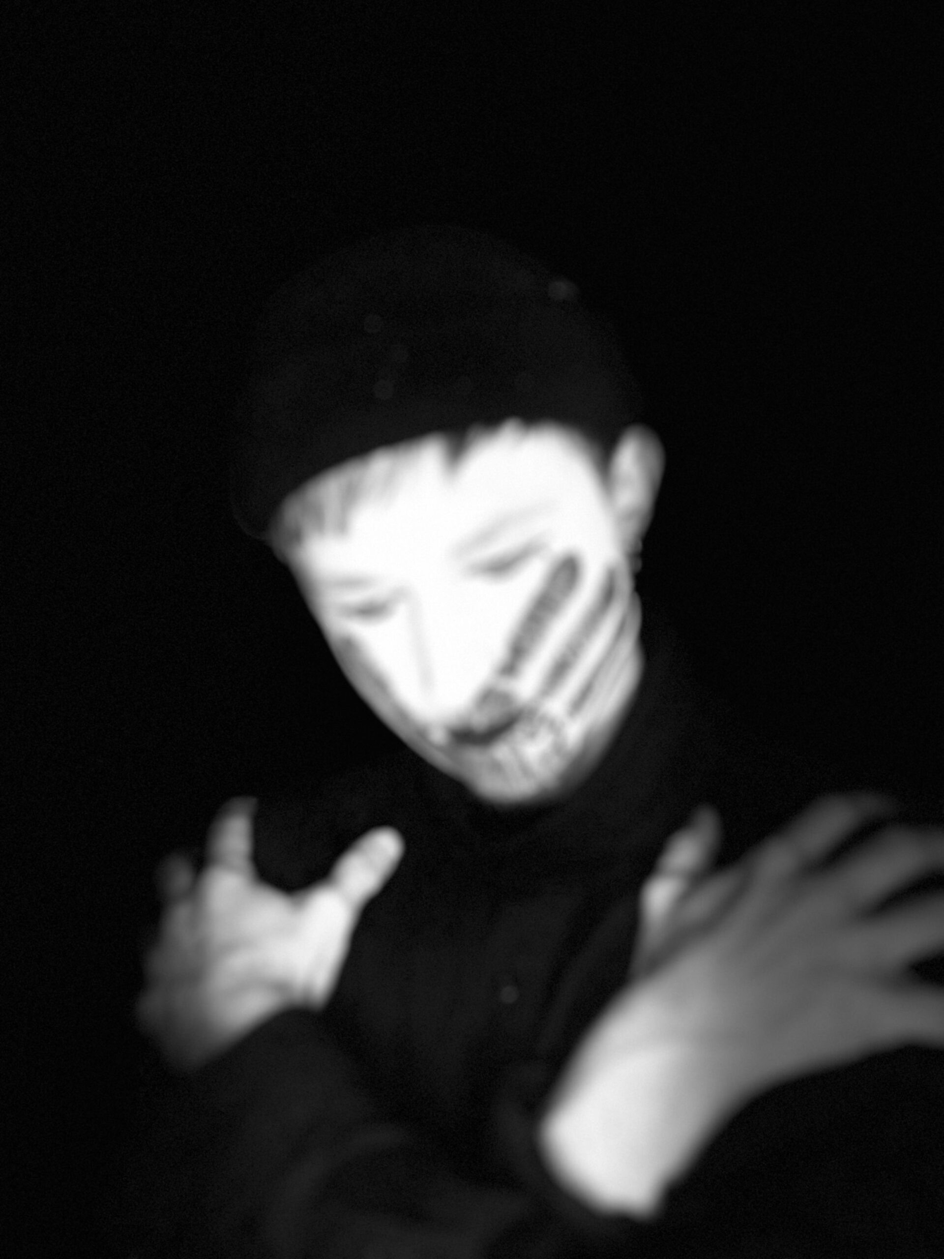 Der Harlekin spricht: „Der Abdruck sexueller Gewalt“